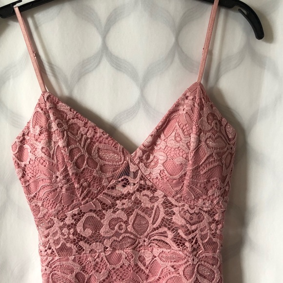 Leyva’s Women’s Dress MIDI Small Pink - Picture 4 of 7